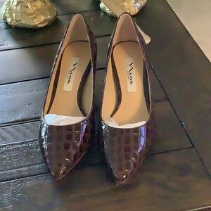 Nina Women's Brown Croc Pumps